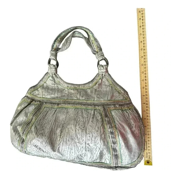 Laundry by Shelli Segal big silver shoulder bag purse vintage - Picture 7 of 9